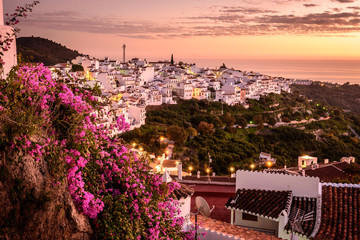 Екскурзии и почивки до Frigiliana и Nerja